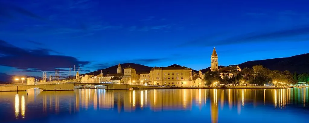 Apartment Wave Trogir